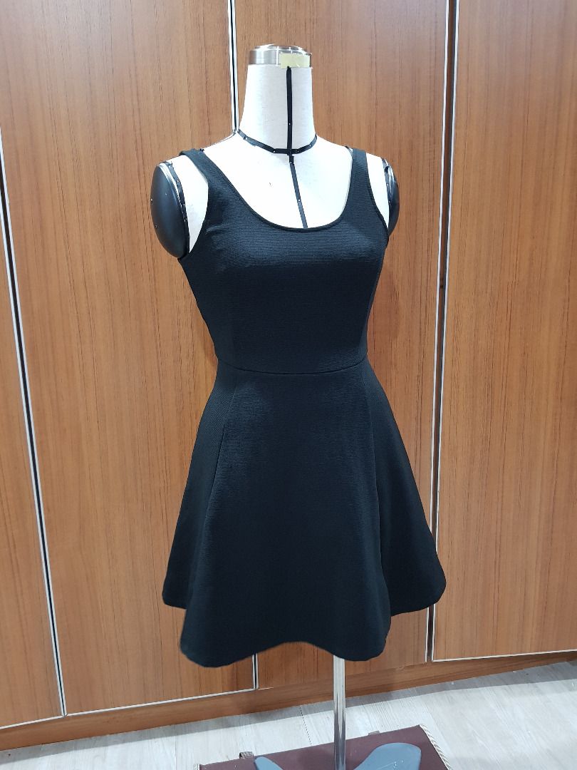 Casual black deals jersey dress