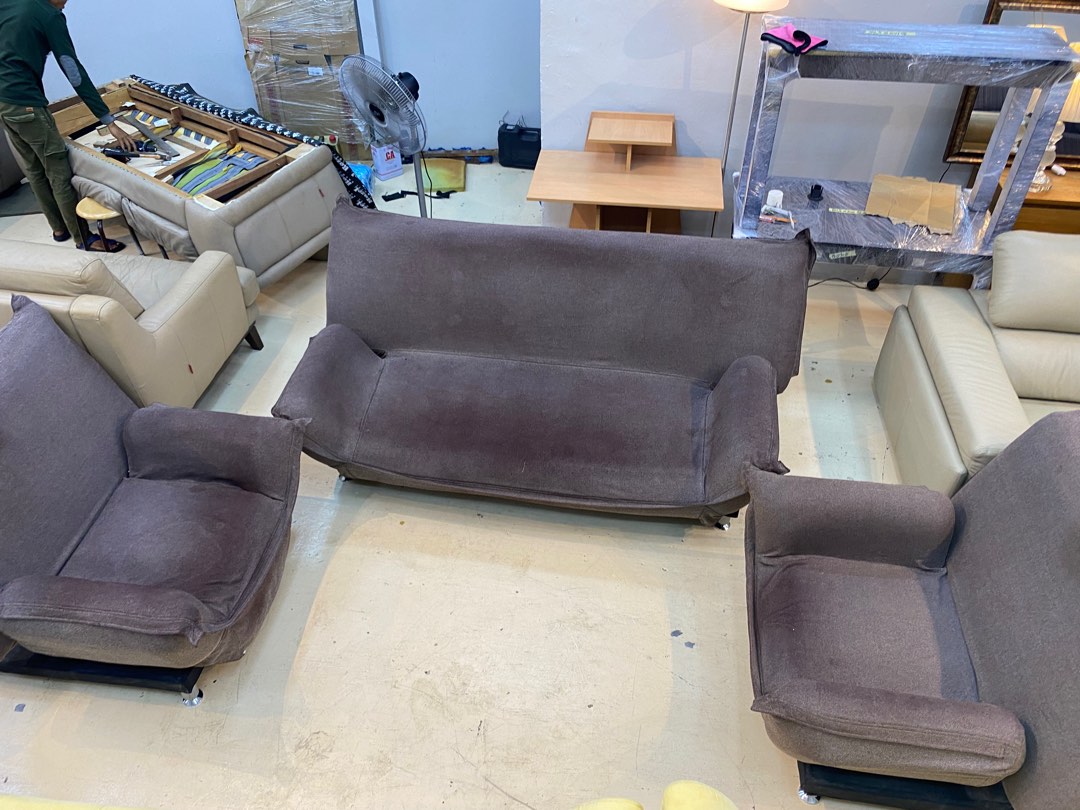 Kedai perabot second hand deals