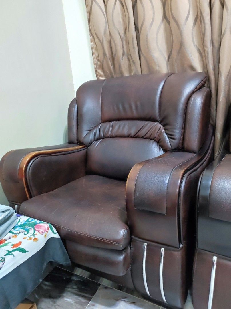 Sofas 1,2,3 seater and coffee table (Negotiable), Furniture & Home