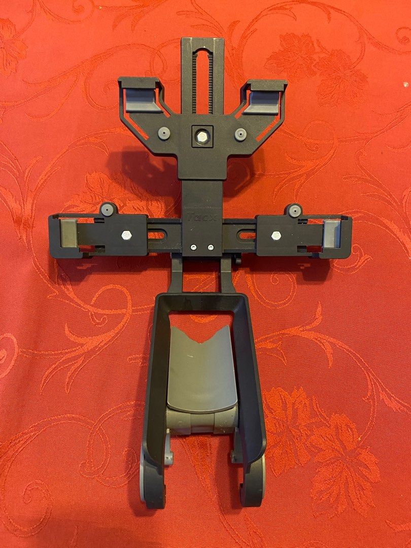 Tacx handlebar tablet holder for indoor trainer setup, Sports Equipment