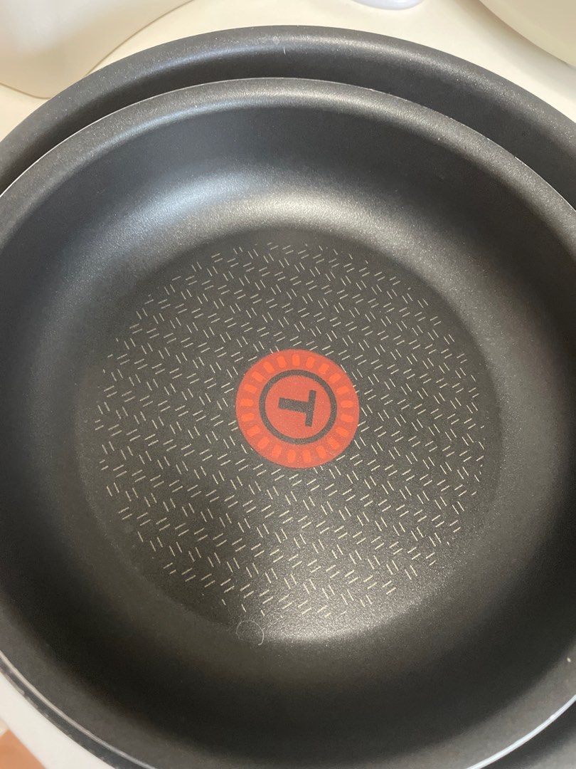 Tefal pans x 2 and handle, Furniture & Home Living, Kitchenware