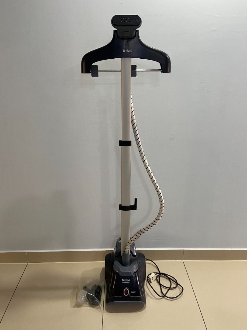 Tefal Standing Steam Iron