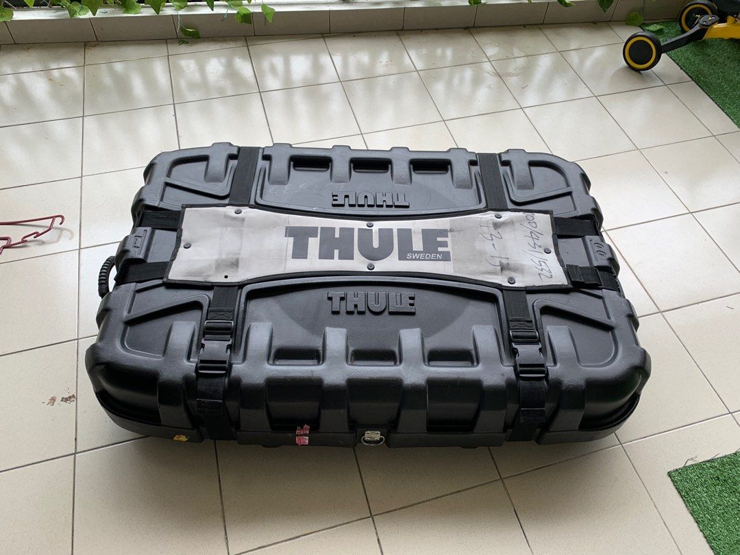 Thule bike sale hard case