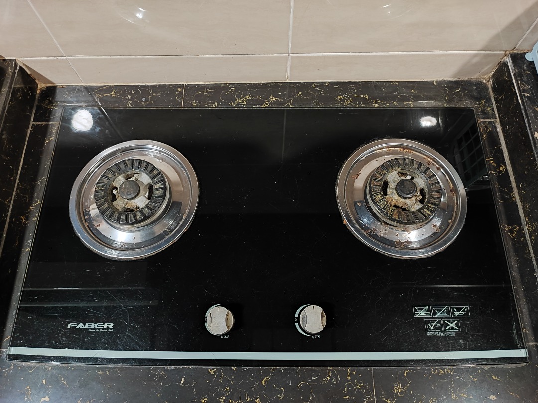 Used FABER Glass Gas Hob (78cm x 45cm) (Black) Sell For Sparepart, TV