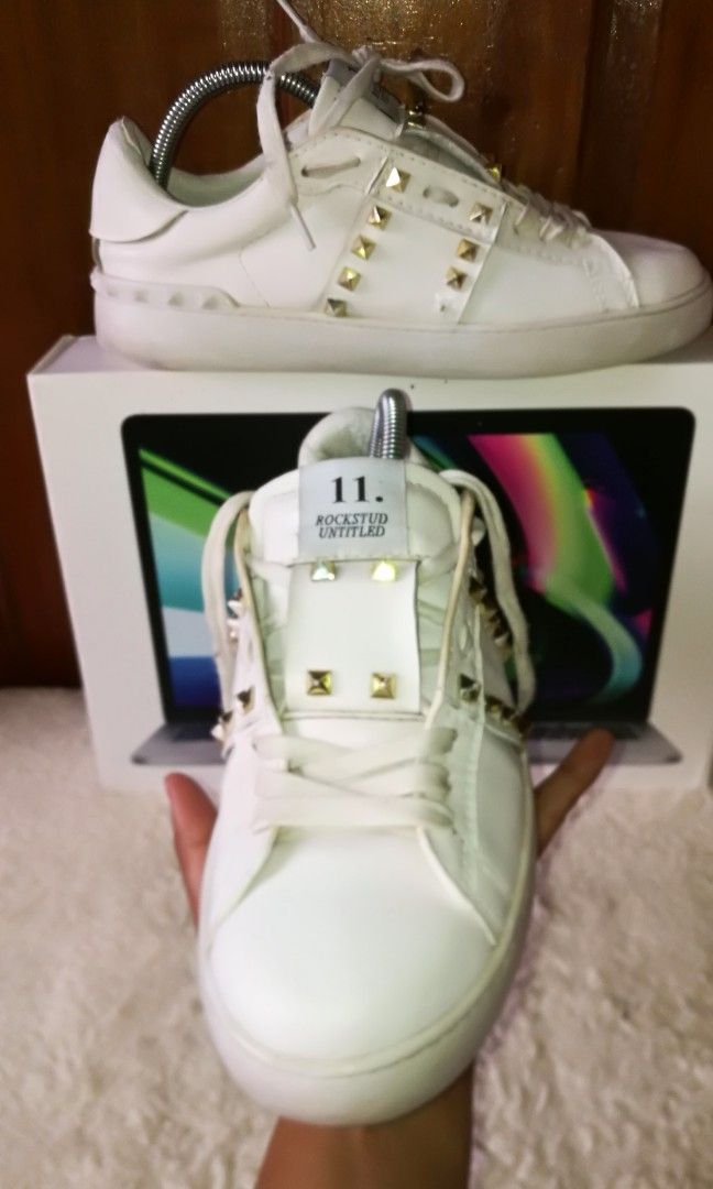 valentino trainers fake