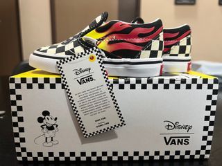 Vans Disney