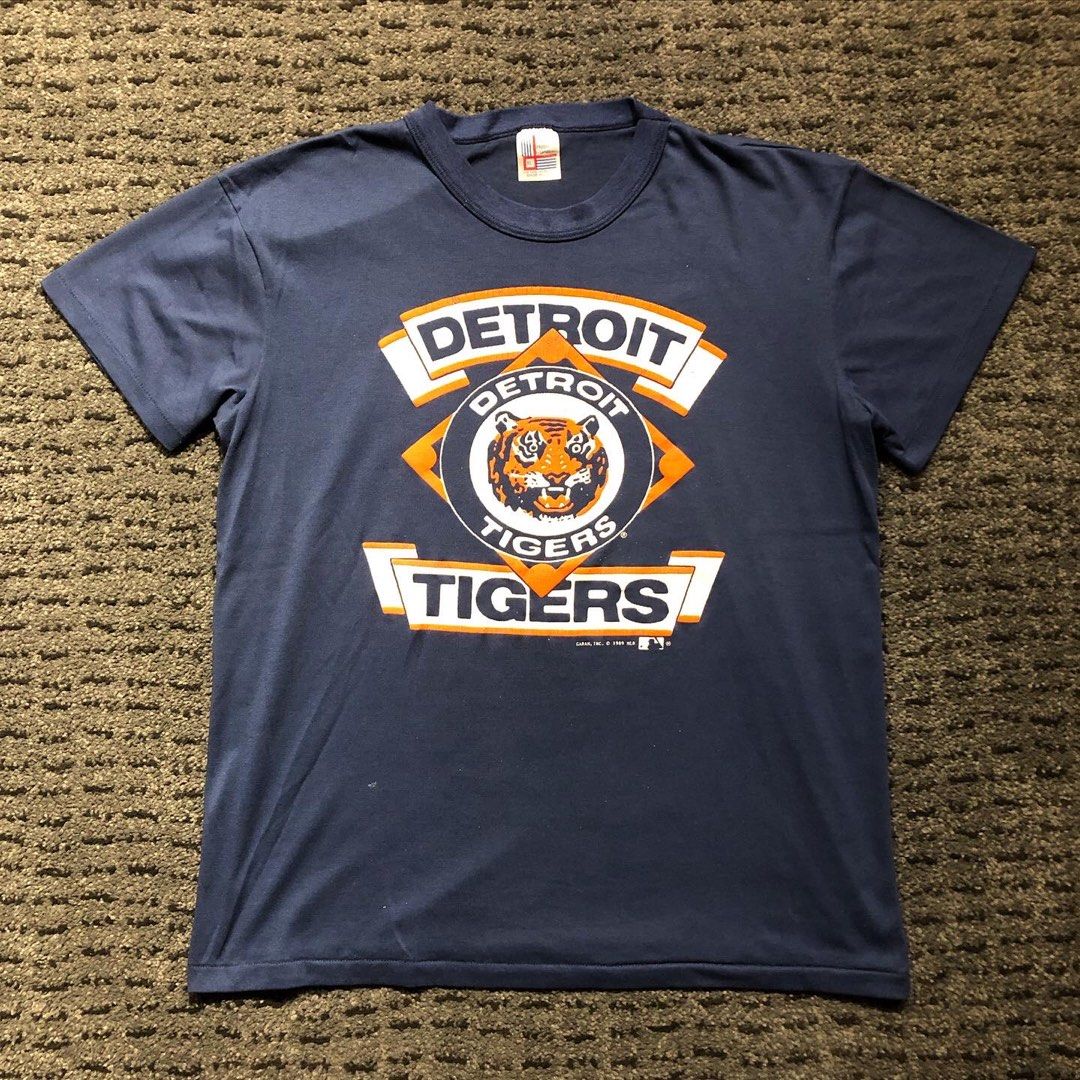 Vintage 80s Detroit Tigers Shirt, Men's Fashion, Tops & Sets, Tshirts &  Polo Shirts on Carousell