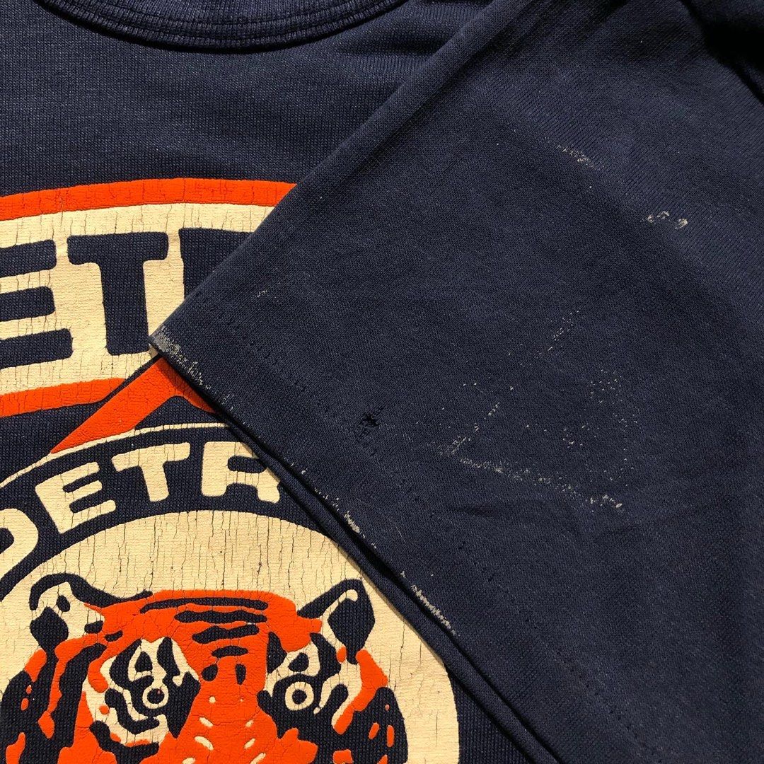 Vintage 80s Detroit Tigers Shirt, Men's Fashion, Tops & Sets, Tshirts &  Polo Shirts on Carousell