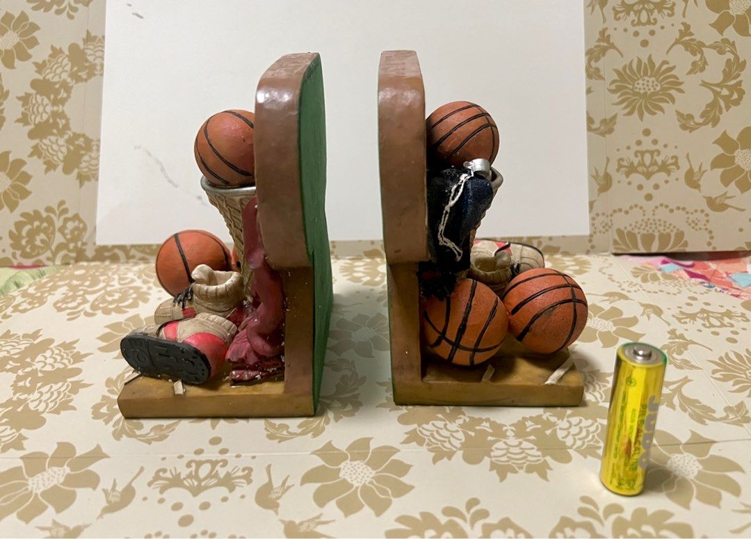 VINTAGE basketball bookends 23 on Carousell