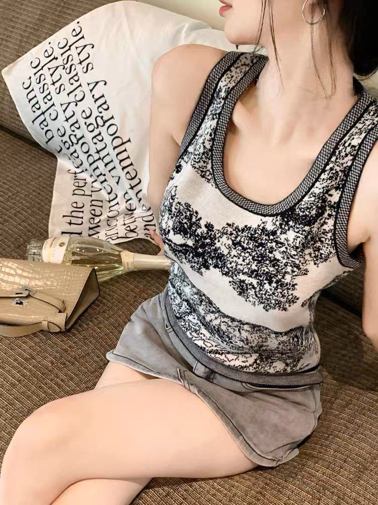 Elegant outlet tank tops