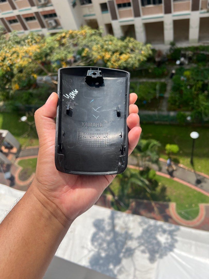 Xmax v2 / 2023 fuel tank carbon Kevlar, Motorcycles, Motorcycle