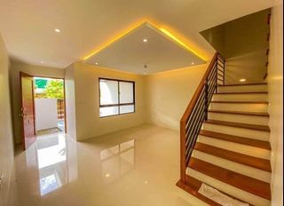 5 BEDROOMS WITH BRAND NEW DESIGN IN PILAR VILLAGE LAS PINAS NEAR SM SOUTHMALL