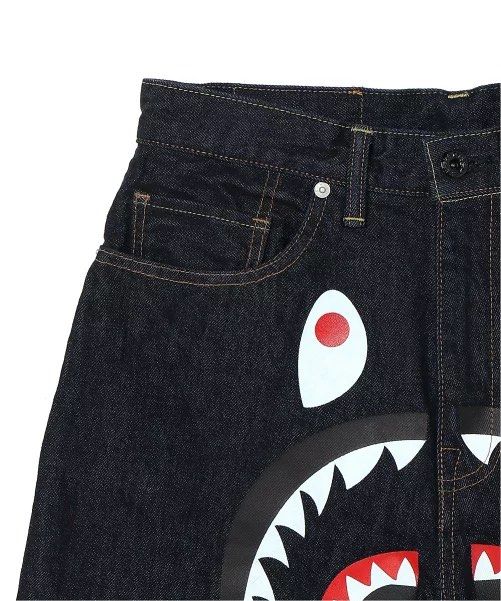 日本代購🇯🇵 A BATHING APE SHARK DENIM SHORTS M, 男裝, 褲＆半截裙