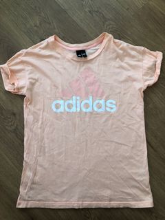 Adidas tshirt