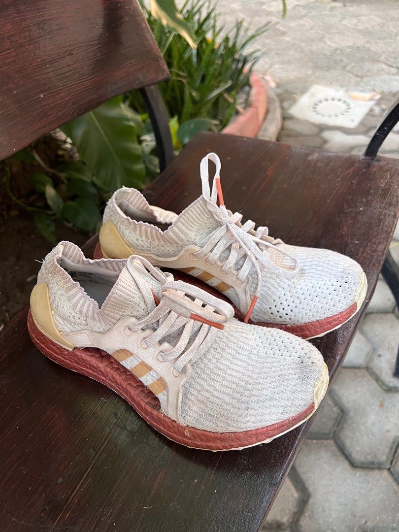 Adidas ultra boost 2025 x ltd white rust