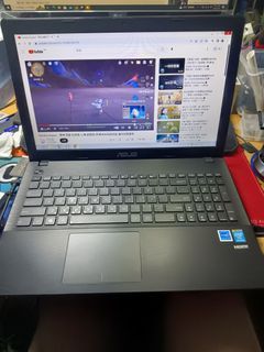 賣ASUS華碩15.6吋雙核心文書主機laptop