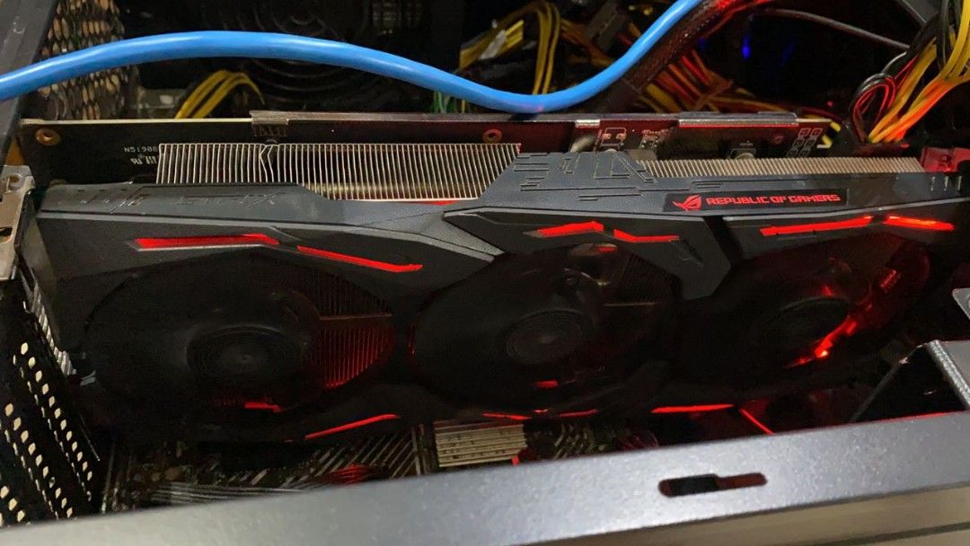 ASUS ROG Strix Radeon RX 580 O8G Gaming OC Edition GDDR5