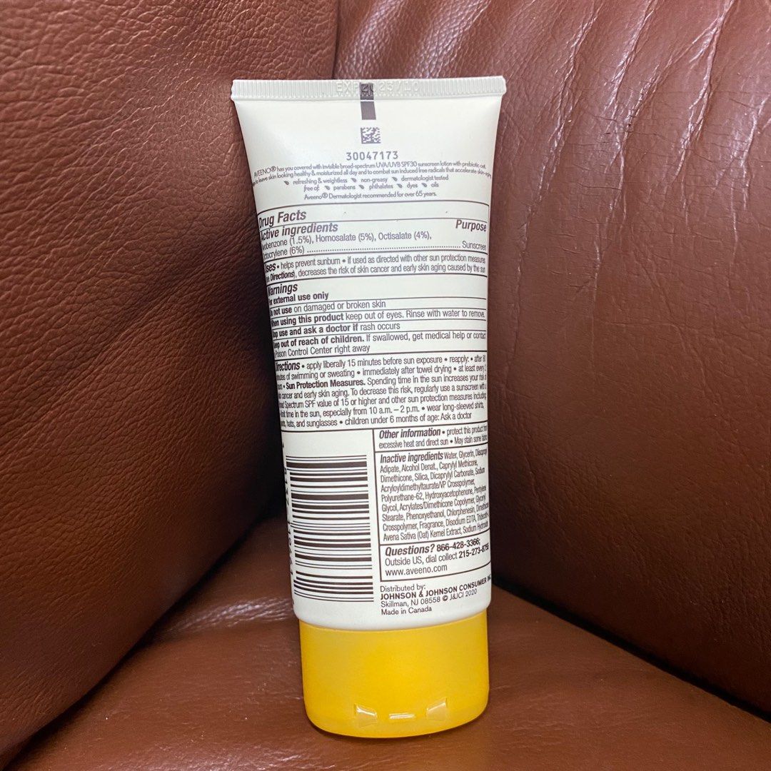Aveeno Protect and Hydrate Sunscreen SPF 30 (Category: Face Care) located in Cainta. Submitted by aaanp (Listing ID 1227323603, Image 2). Description: Brand new Sweat and water resistant SPF 30 💯 authentic.