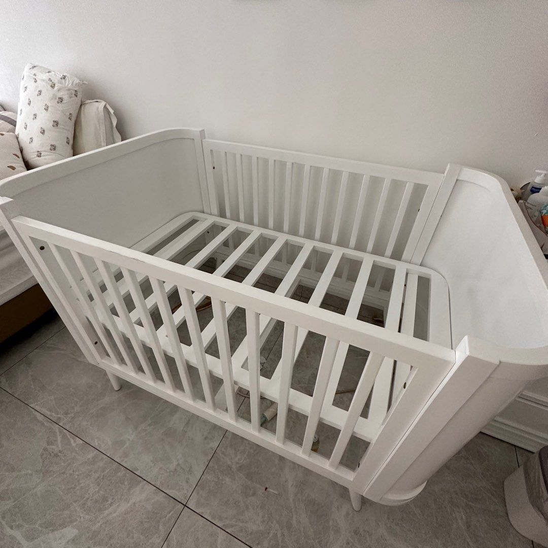 Baby Crib Box Bayi LENGKAP DENGAN MATRAS 100 LATEX WATERPROOF, Bayi