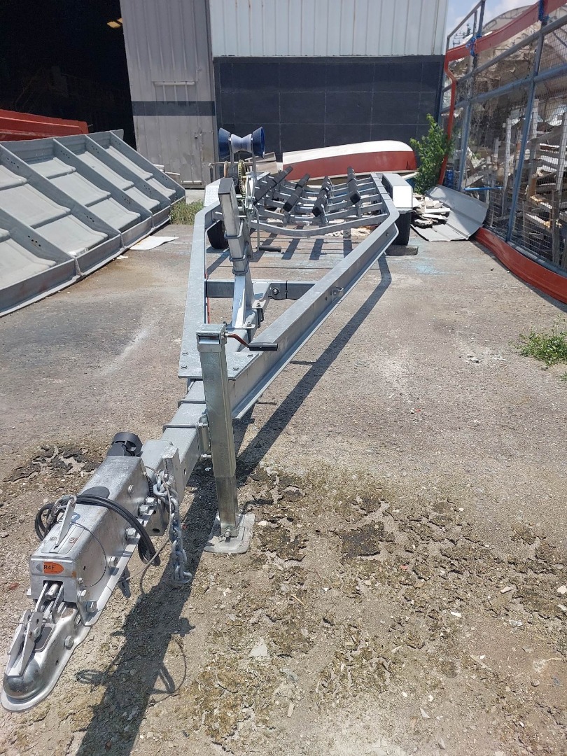 Boat Trailer, Special Vehicles, Boats and Aircrafts on Carousell
