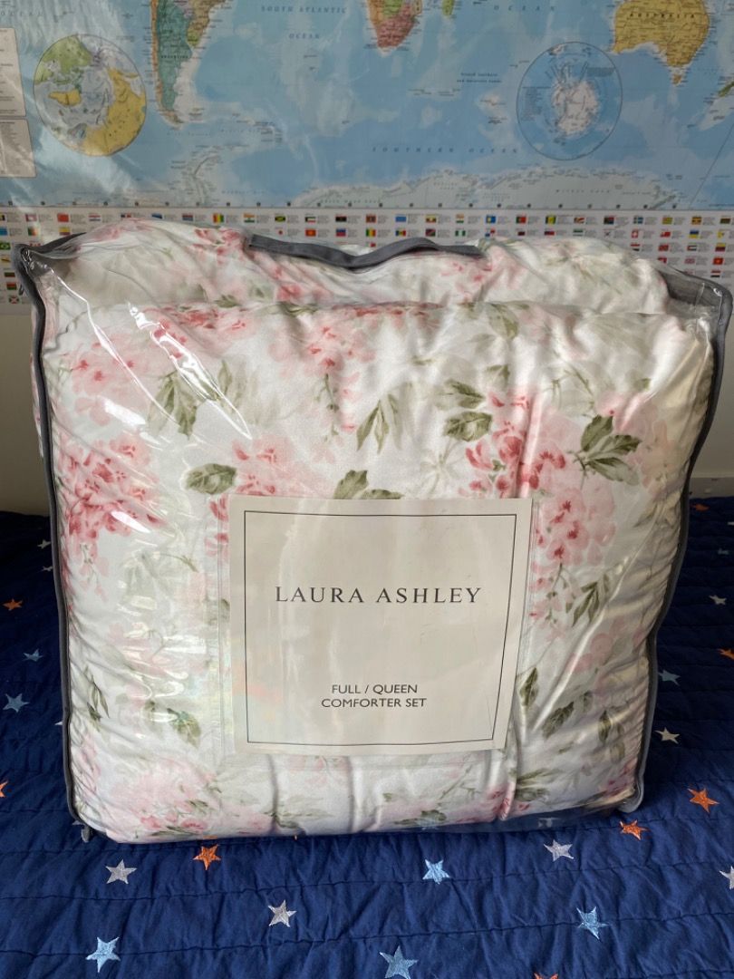 Brand New Laura Ashley Wisteria Comforter Bedding Set, Full/Queen, Pink