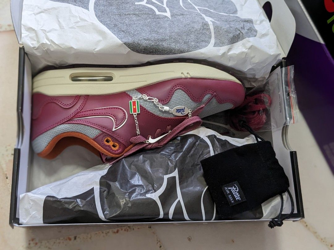 Nike air max hotsell 1 size 8.5