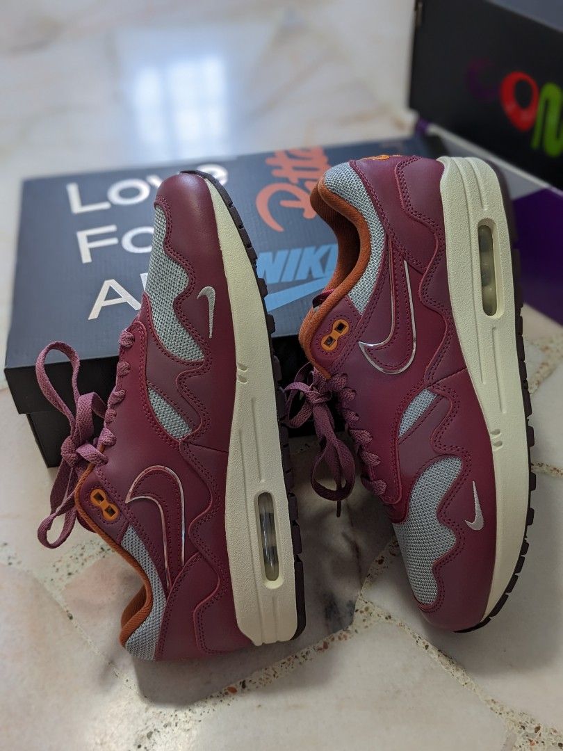 Maroon air max on sale
