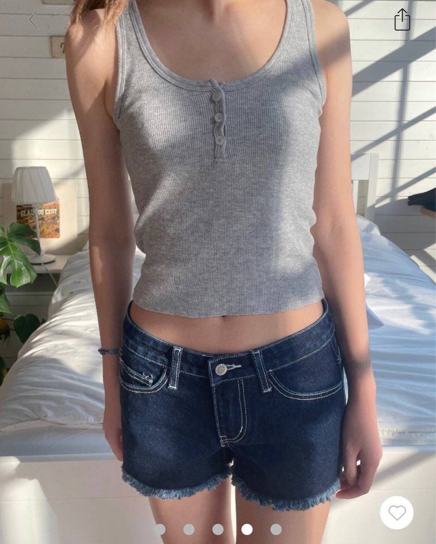 brandy melville sheena tank top grey authentic instock, Women's Fashion,  Tops, Other Tops on Carousell