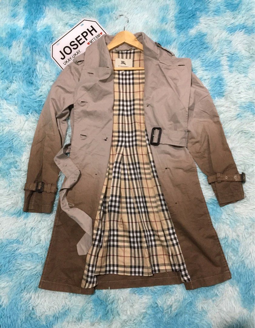BURBERRY Coats Rate Color way, Women's Fashion, Coats, Jackets and  Outerwear on Carousell