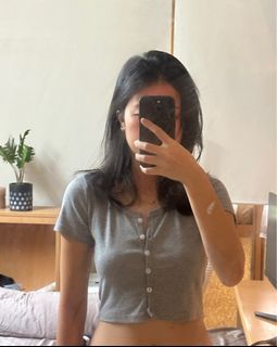 (Category: ) located in . Submitted by yishuxx (Listing ID 1227330684, Image 1). Description: .