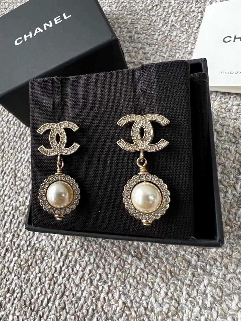 Cc earrings clearance