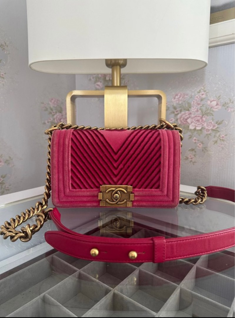 Pink velvet best sale chanel travel bag