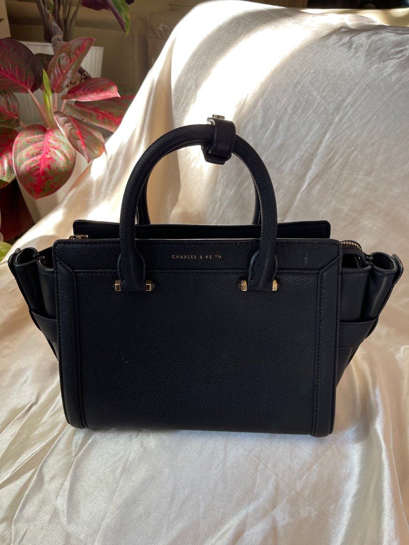 Charles and keith structured trapeze bag clearance
