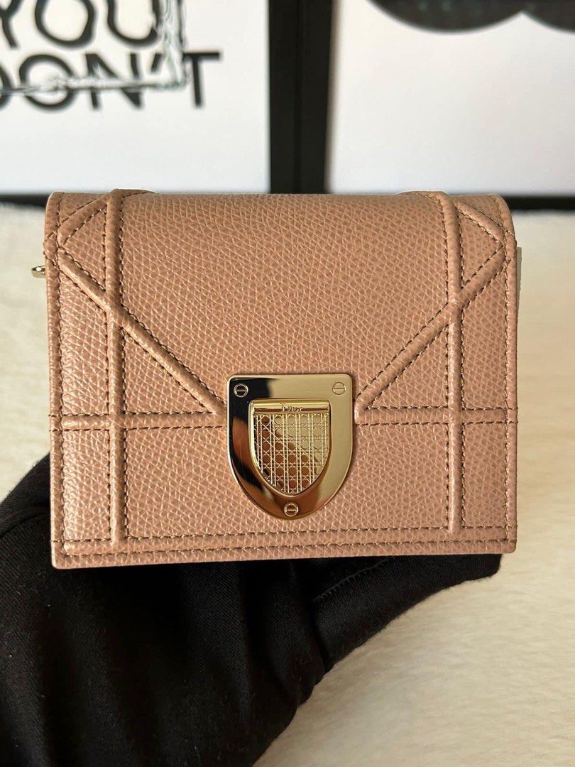 Christian Diorama Compact Wallet (Category: Luxury Bags & Wallets) located in Manila. Submitted by bagislifeshop (Listing ID 1227326416, Image 2). Description: ▪️Christian Diorama Compact Wallet▪️ ☑️Available in Pampanga ✅Condition: 9.5/10 ✅Material: Grained calf leather ✅Colour: Rose des vents ✅Inclusions: Dustbag .