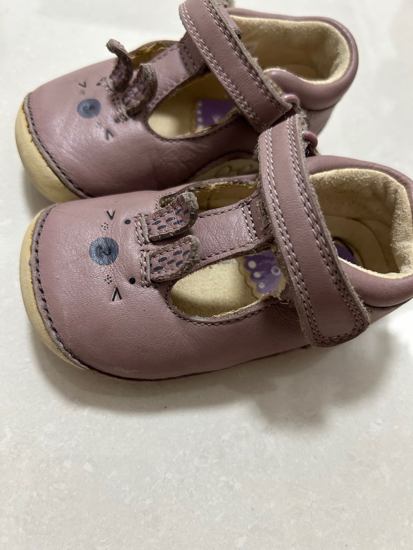 Clarks Baby Girl Shoes, Babies & Kids, Babies & Kids Fashion on Carousell