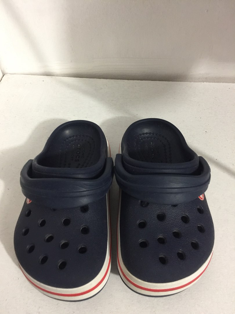 Crocs C7 on Carousell