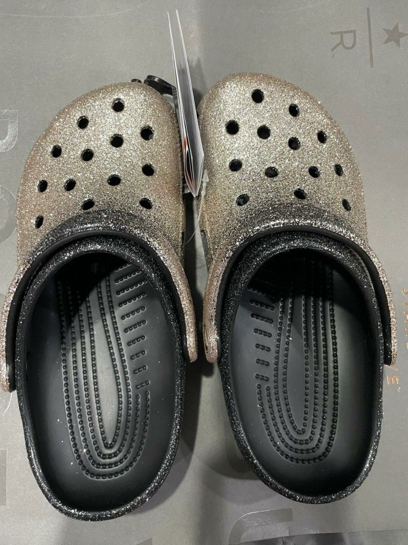 Crocs Classic Ombre Glitter Clog M5 W7, Women's Fashion, Footwear, Slippers and slides on Carousell