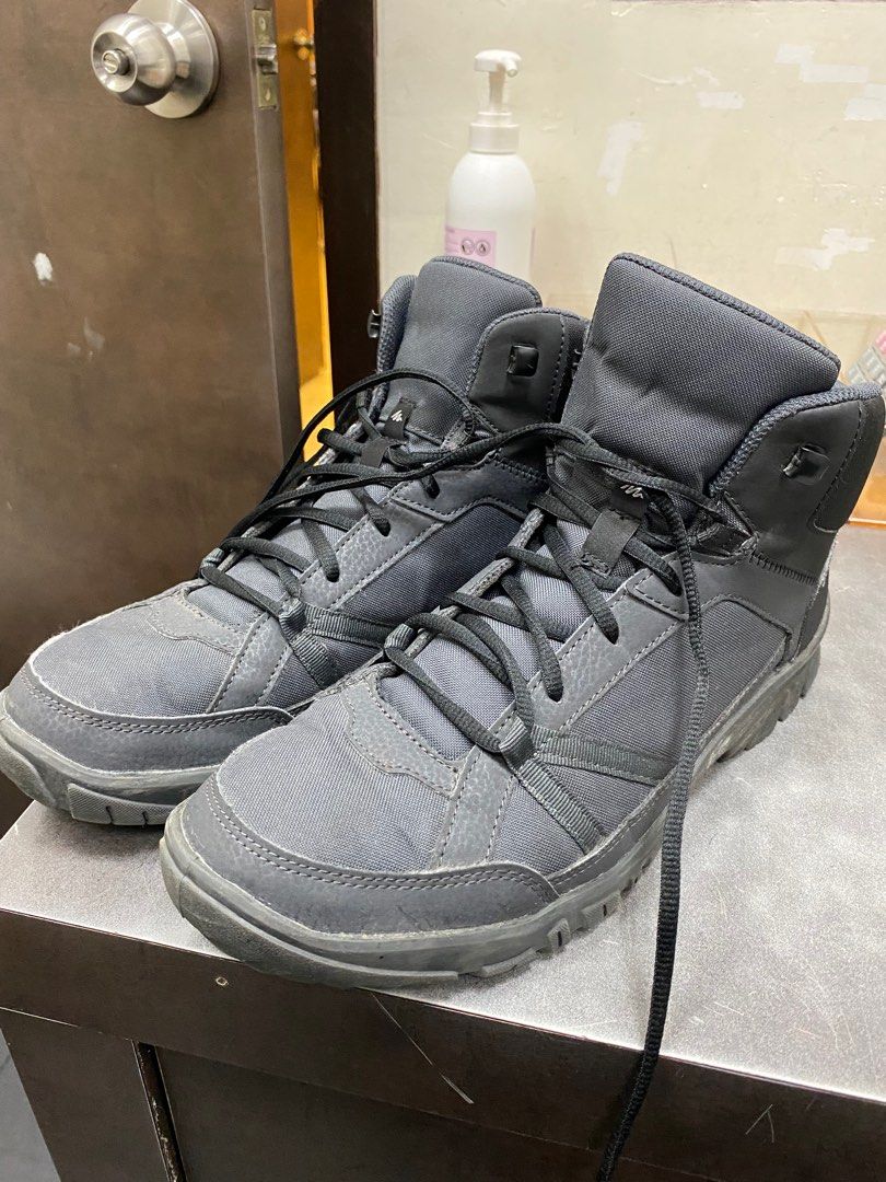 Decathlon Hiking Boots, Men's Fashion, Footwear, Boots on Carousell