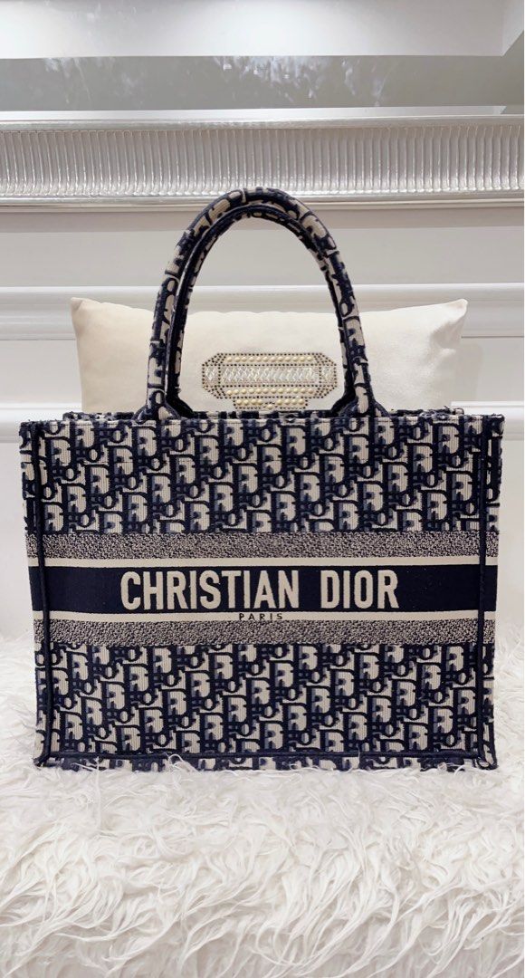 DIOR BOOK TOTE IN MEDIUM SIZE BOUTIQUE QUALITY