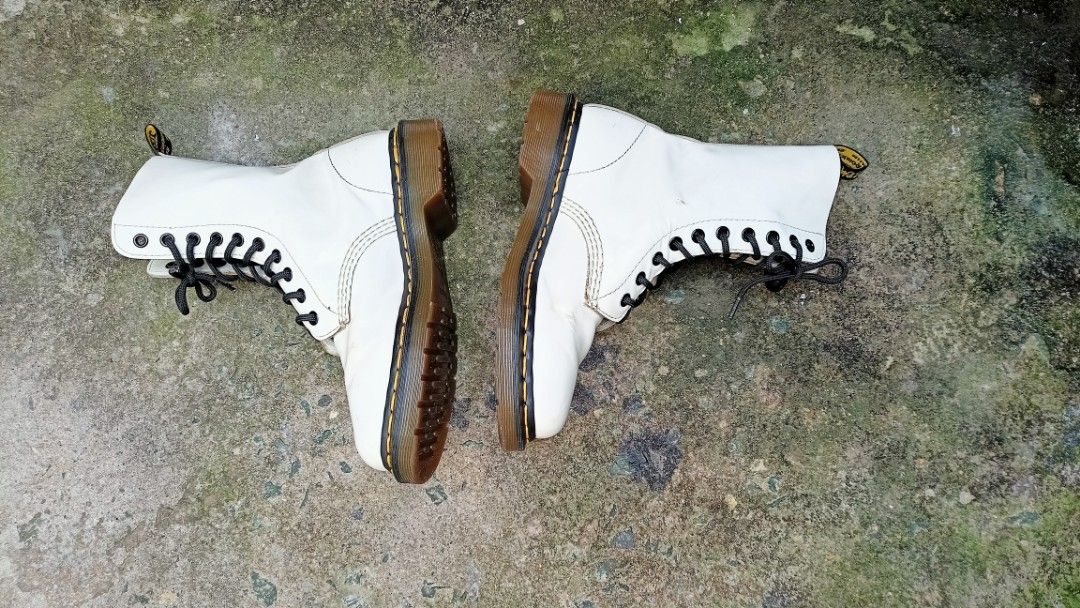 dr martens 10092