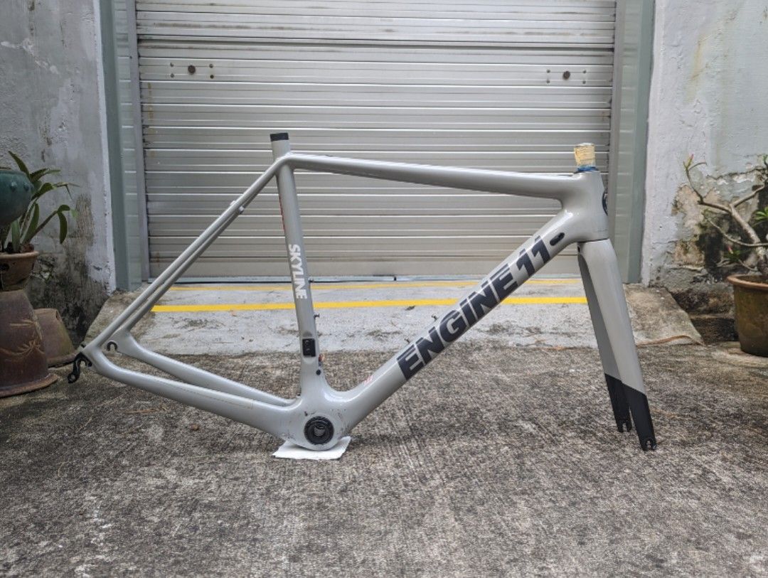 Engine 11 Skyline Rim Brake Road Bike Size M, Sports Equipment