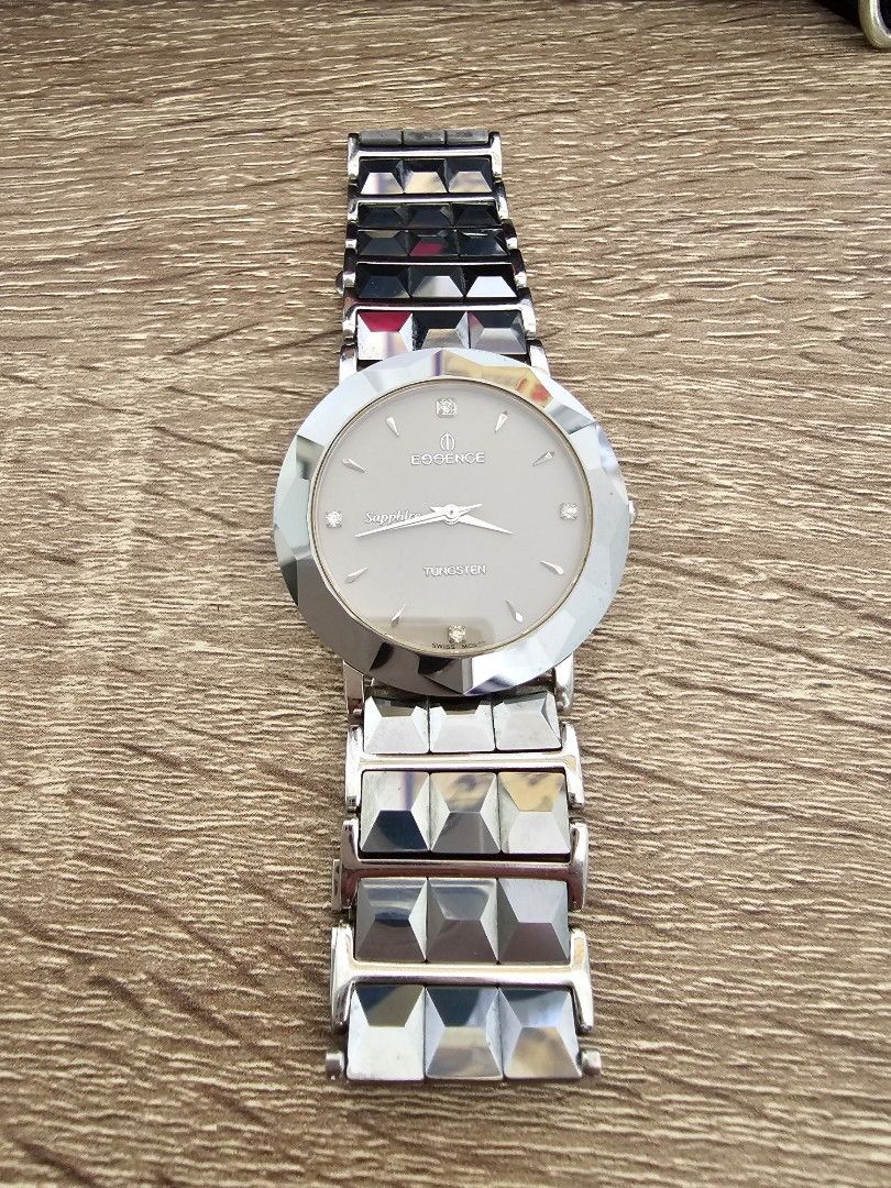 Essence sapphire watch price top