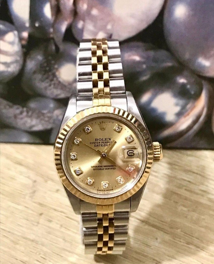 Fast Sale Rolex Datejust 26 mm Ref 69173 Serie W 1995 Gold Steel 18K Dial Champagne Watch Comes with original rolex box Nett Exclude