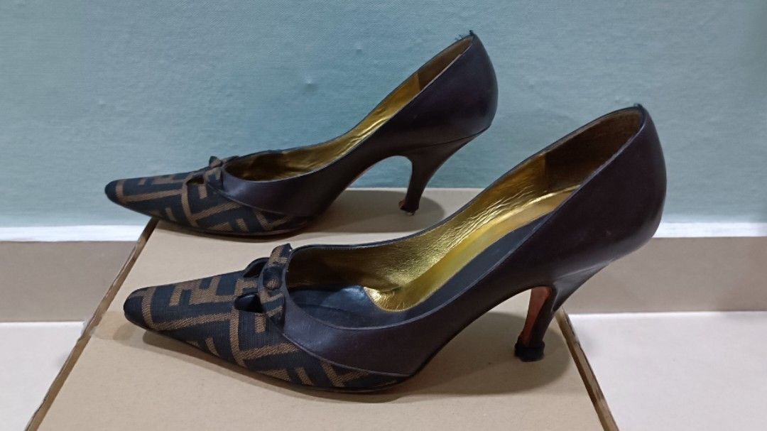 Fendi zucca pumps top