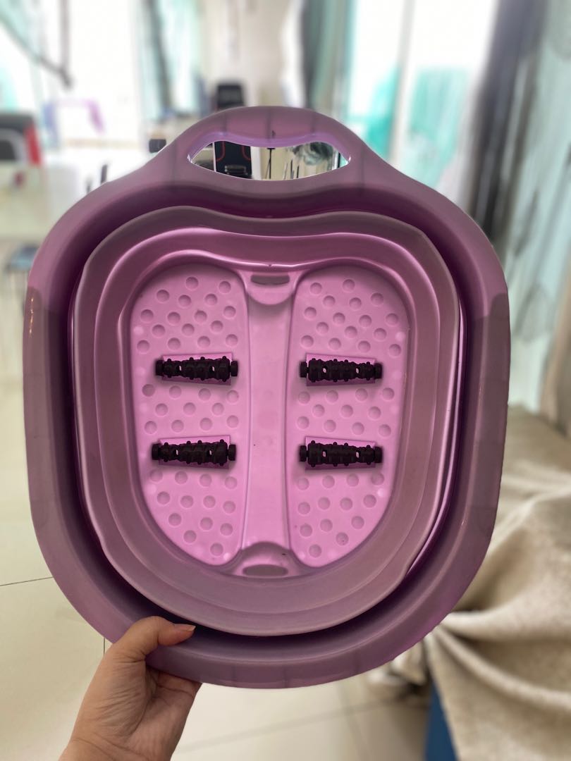 Foldable Foot Spa Bucket, Furniture & Home Living, Bathroom & Kitchen Fixtures on Carousell