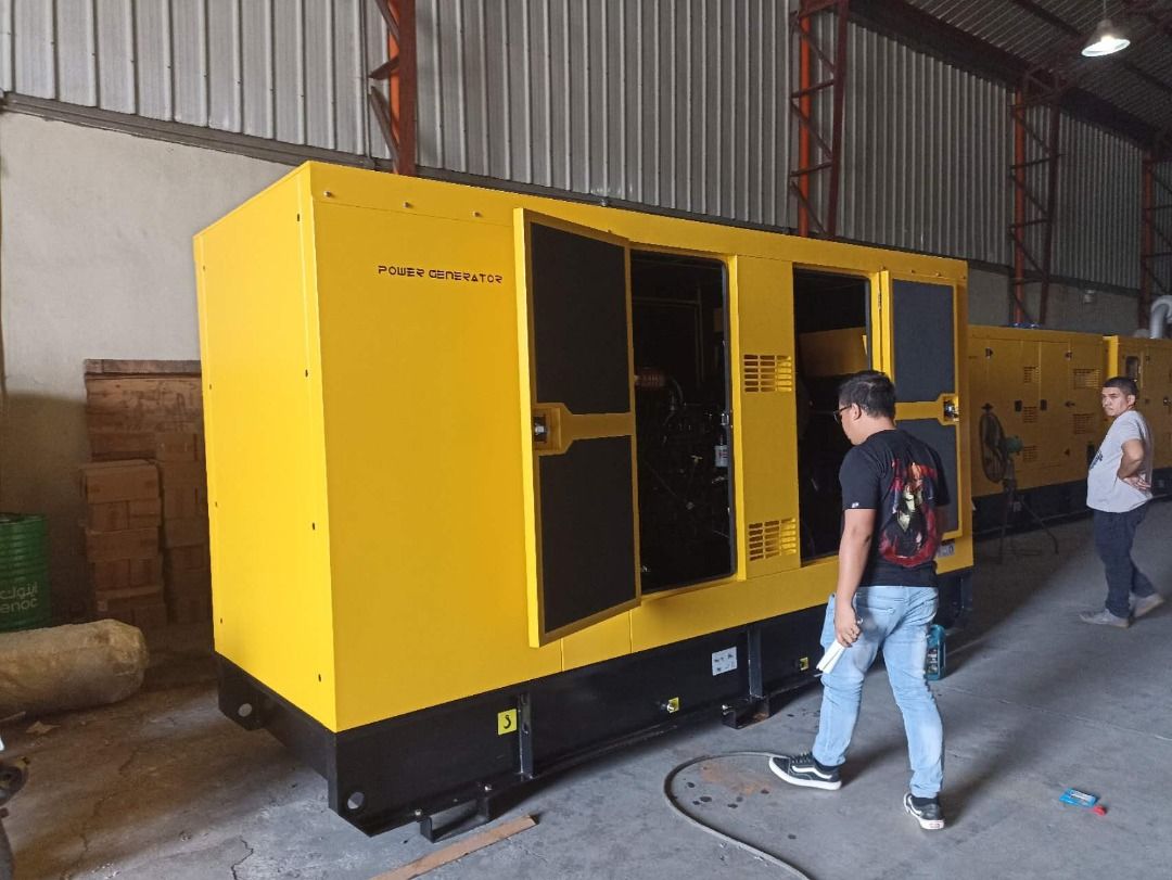 GENERATOR AND ATS FOR SALE!!!, Commercial & Industrial, Construction