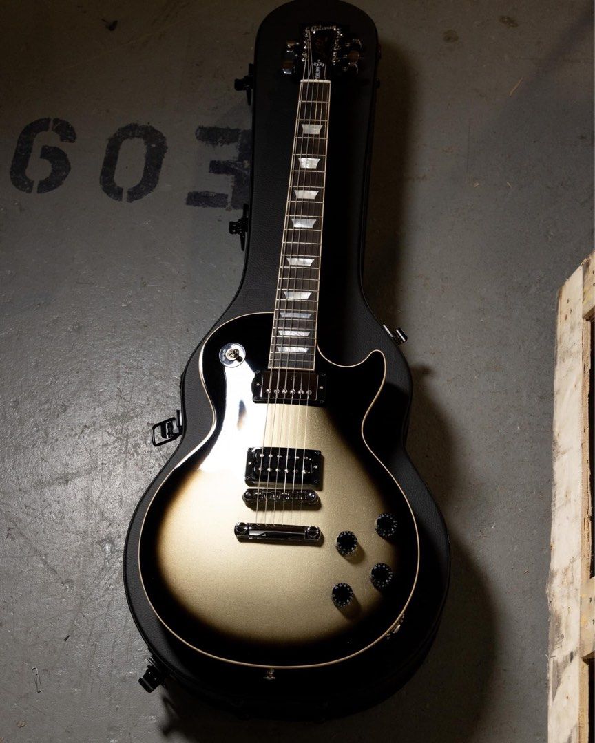 Gibson Adam Jones Les Paul Standard Electric Guitar Antique
