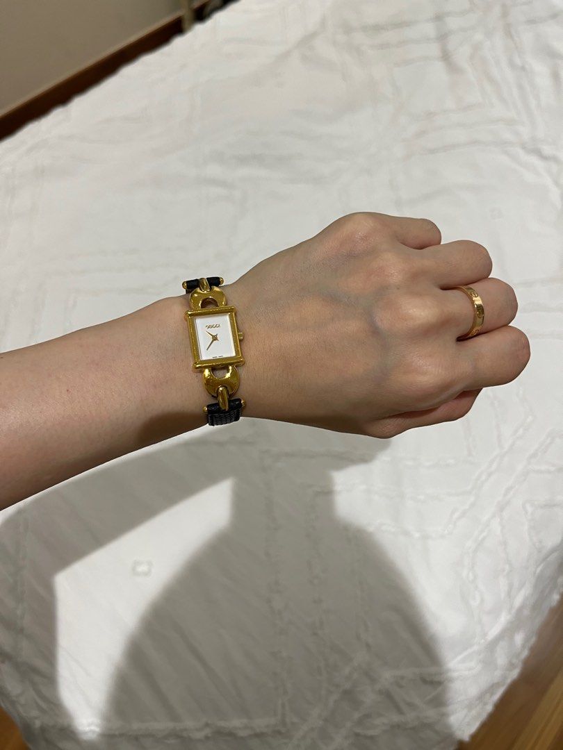 GUCCI WATCH 1800L WITH INTERCHANGEABLE STRAPS, Luxury, Watches on