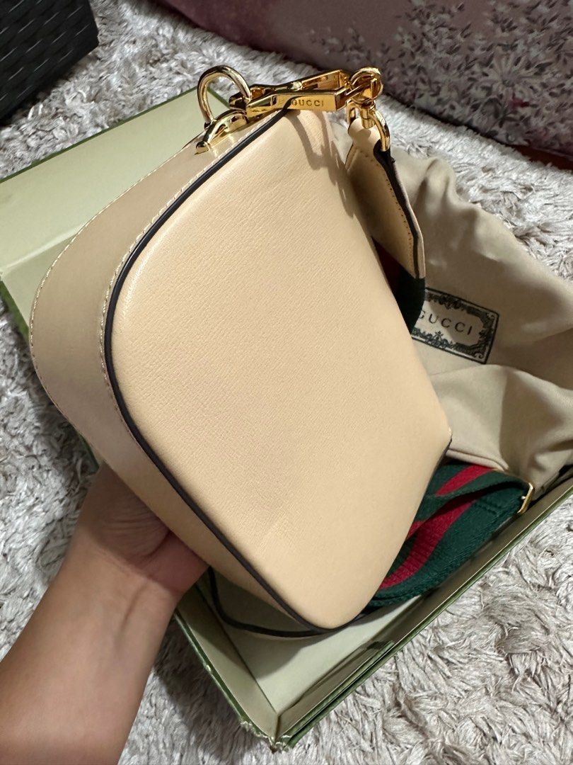 Gucci Horsebit crossbody on Carousell