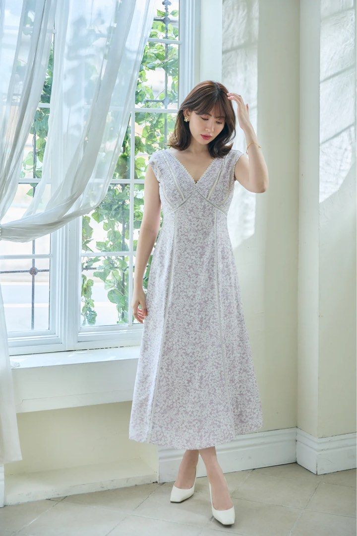 Her lip to 小嶋陽菜Lace Trimmed Floral Dress, 她的時尚, 連身裙